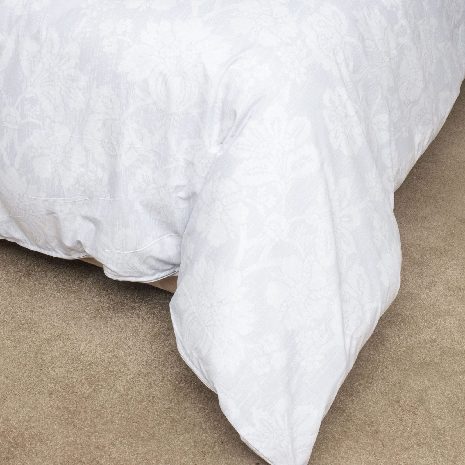 Soft Cotton King Quilt Set White Floral