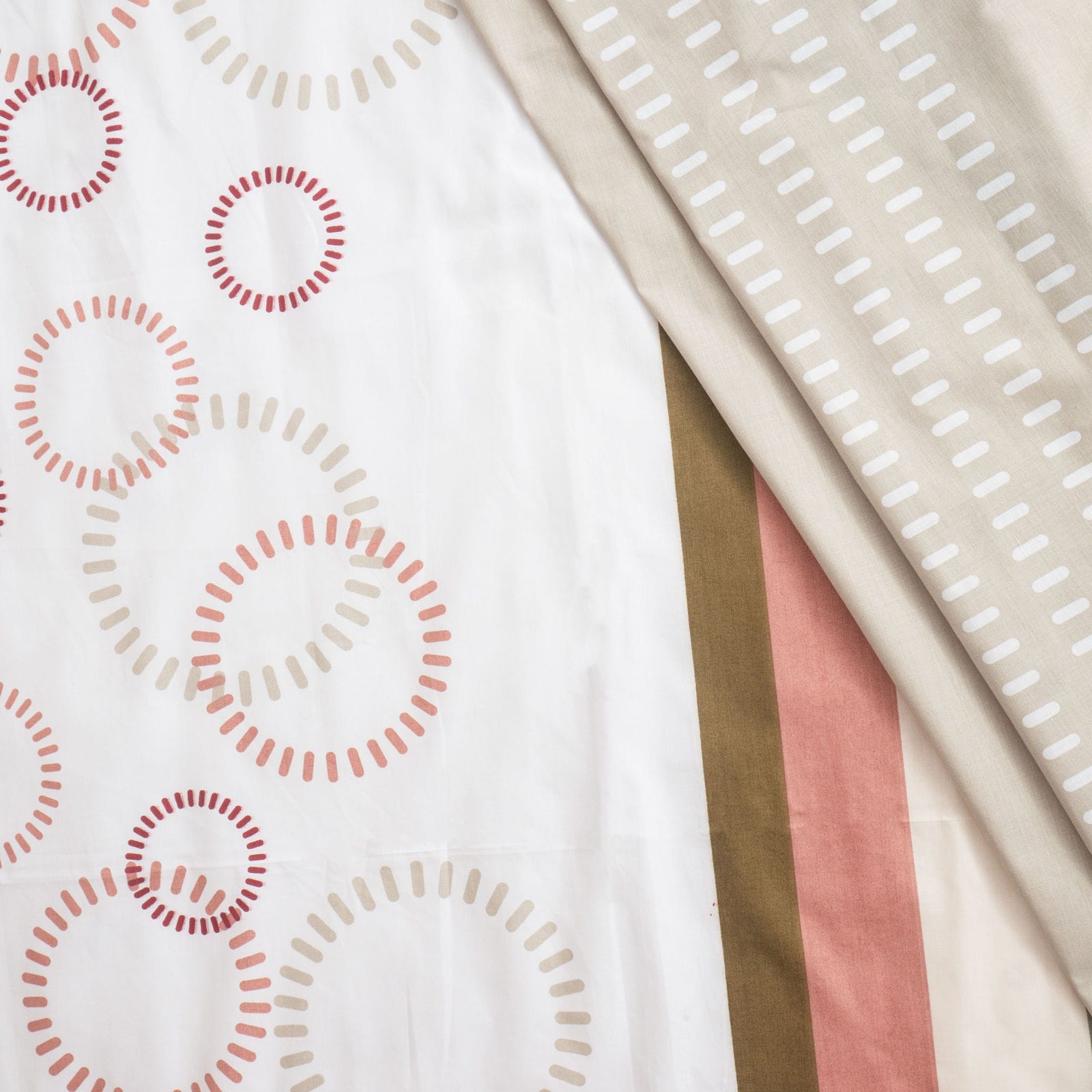 King Quilt Bed Cover Set Circles Light Brown