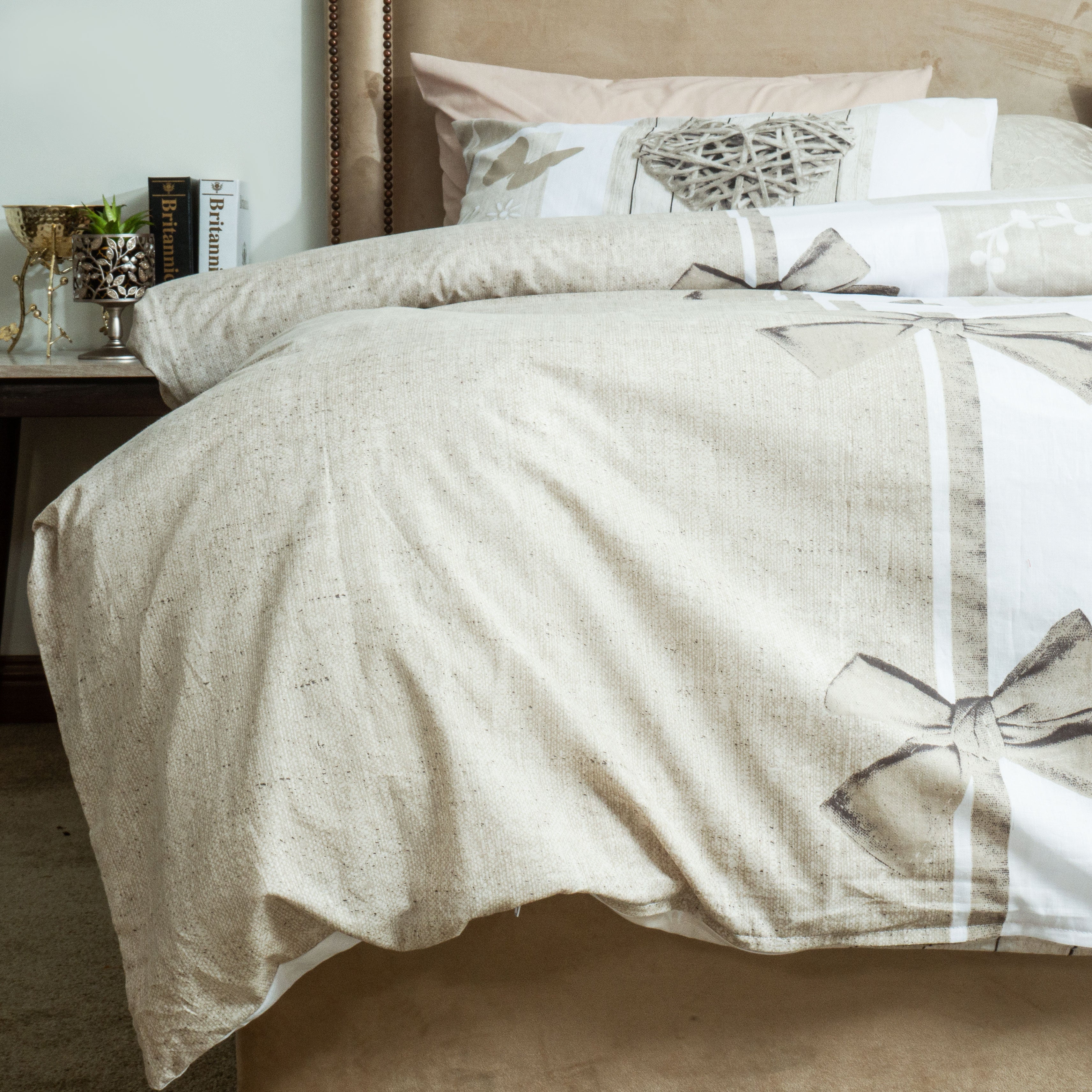 King Quilt Printed Quilt Set (Hearts)