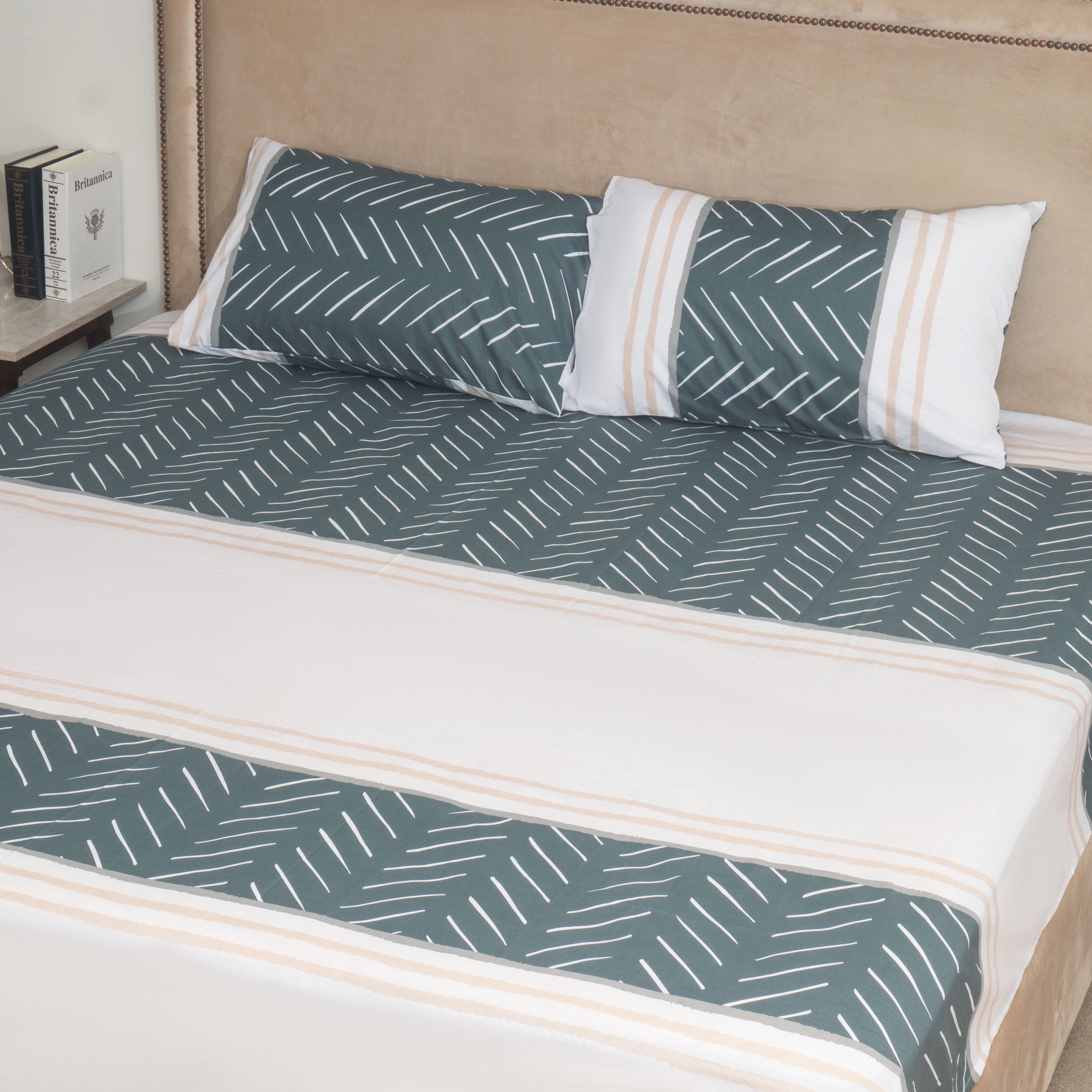 Lining King Bed Set