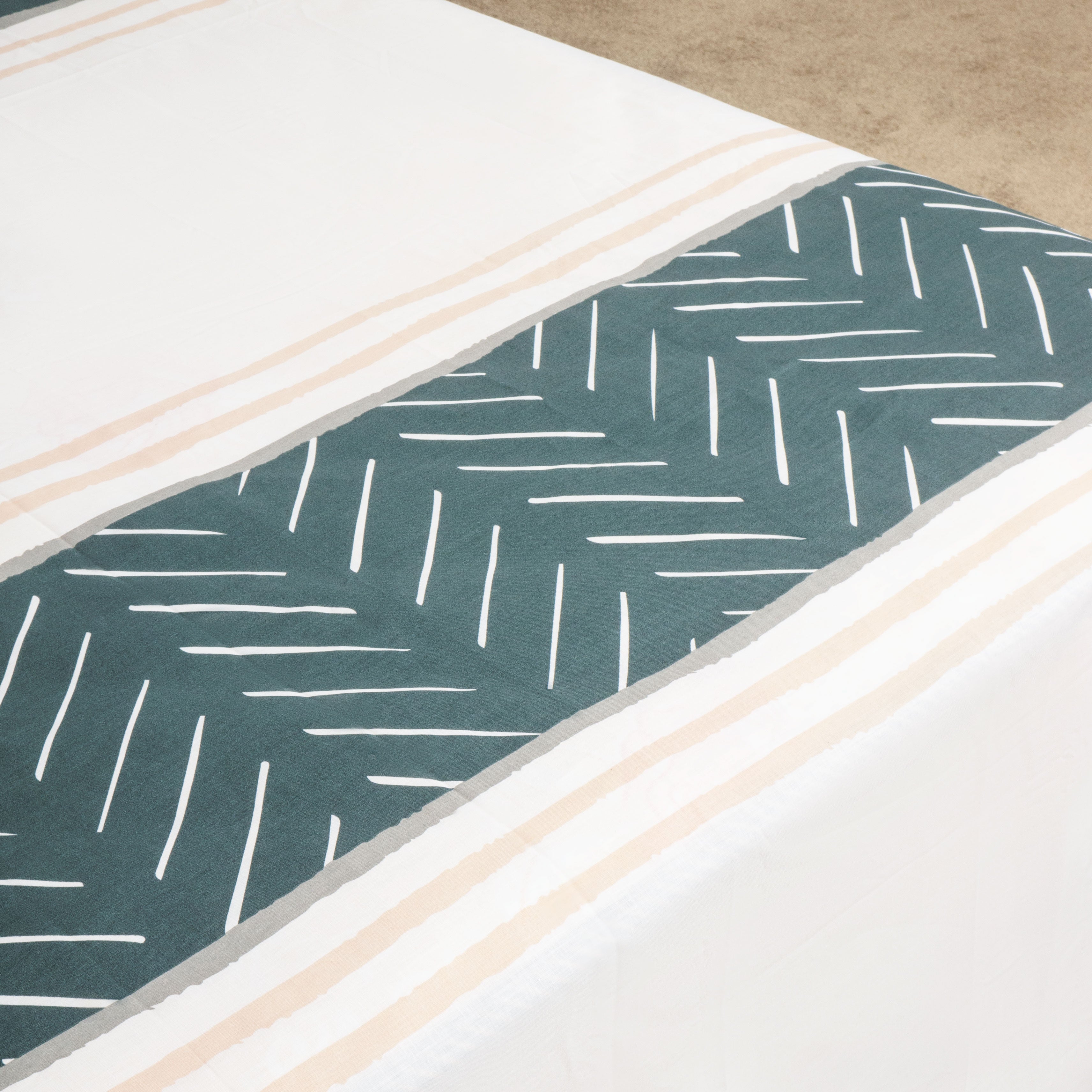 Lining King Bed Set